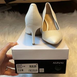 Alfani Women’s White Pumps